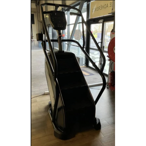 Simulateur d'escalier Technogym - Occasion